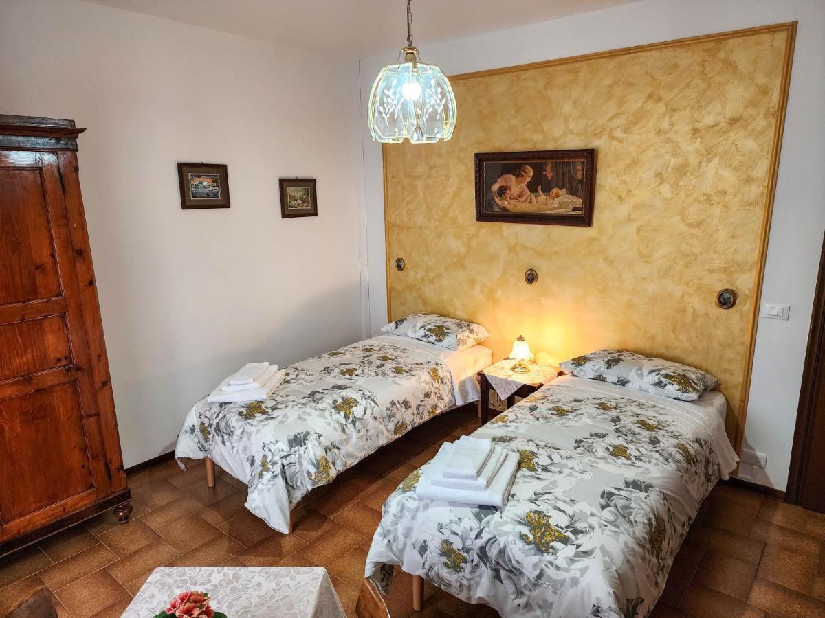Gold B&B Ravarino Exteriör bild
