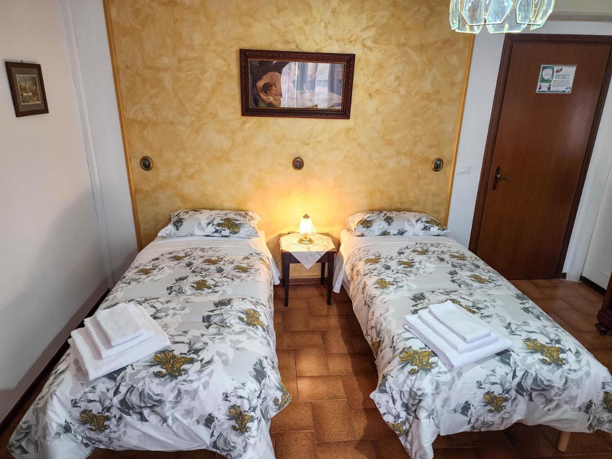Gold B&B Ravarino Exteriör bild